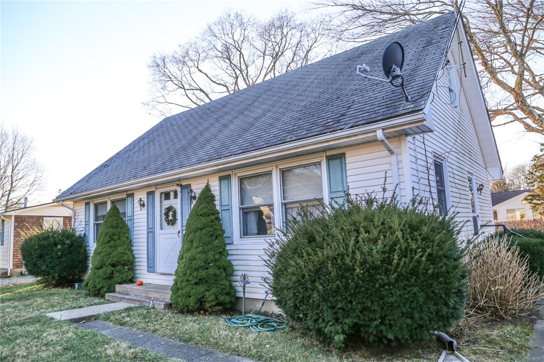 45 Pontiac Road Narragansett, RI 02882 - Photo 3 of 25
