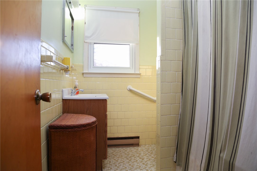 45 Pontiac Road Narragansett, RI 02882 - Photo 6 of 25