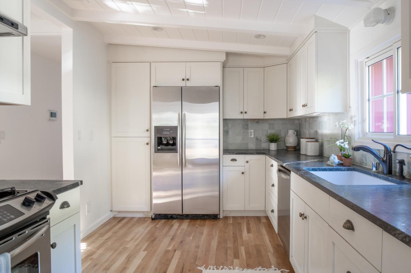 68 Harper Canyon Road Salinas, CA 93908 - Photo 11 of 33 Gallery Image 11