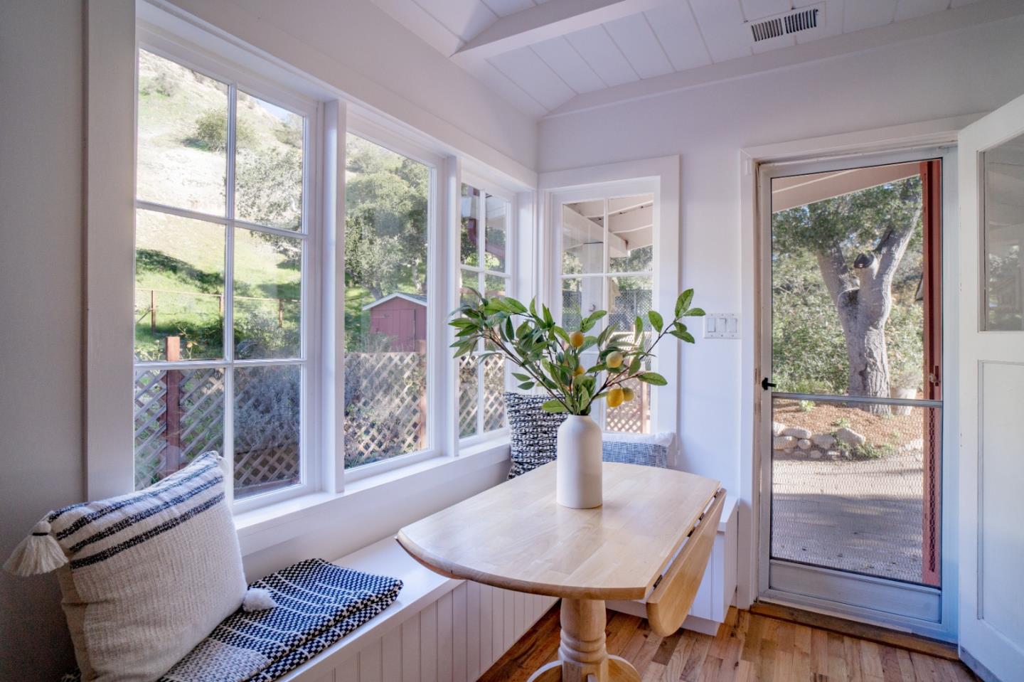 68 Harper Canyon Road Salinas, CA 93908 - Photo 8 of 33 Gallery Image 8