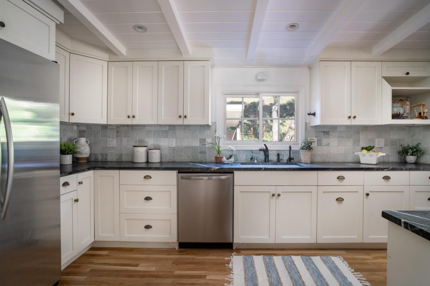 68 Harper Canyon Road Salinas, CA 93908 - Photo 10 of 33 Gallery Image 10