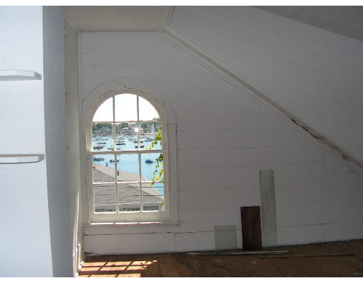 126 Front Street Marblehead, MA 01945 - Photo 3 of 14 a view of window