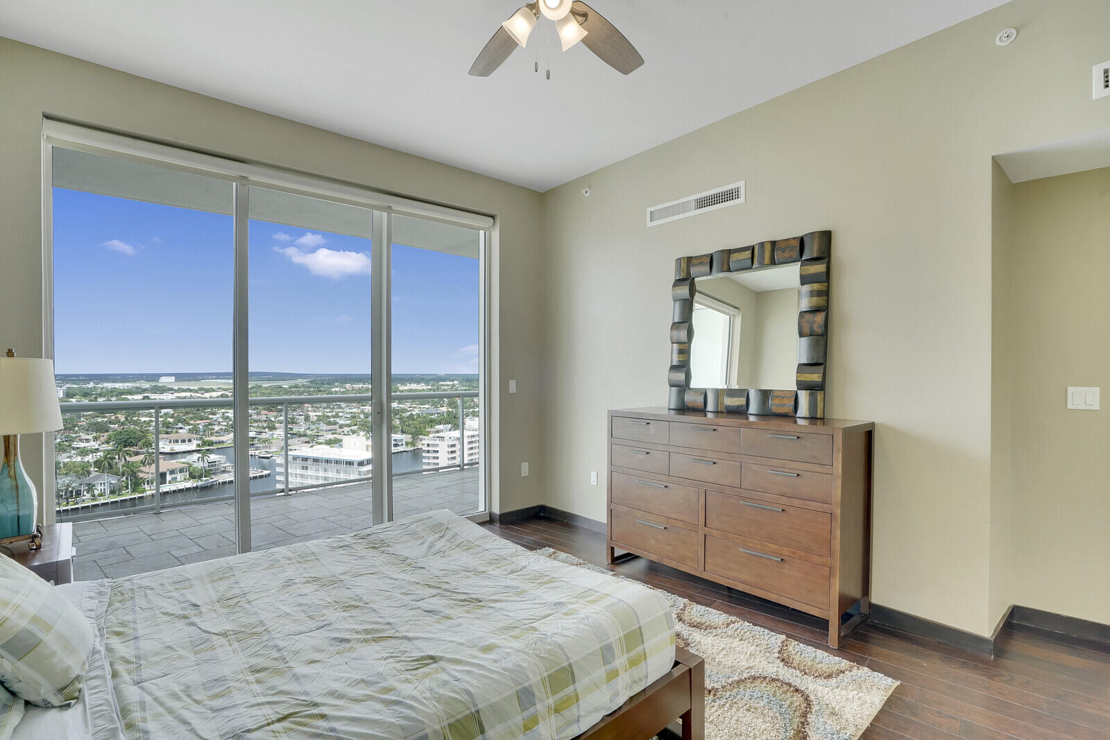 1 North Ocean Boulevard, Unit 1707 Pompano Beach, FL 33062 - Photo 36 of 41 23_image_23_mls