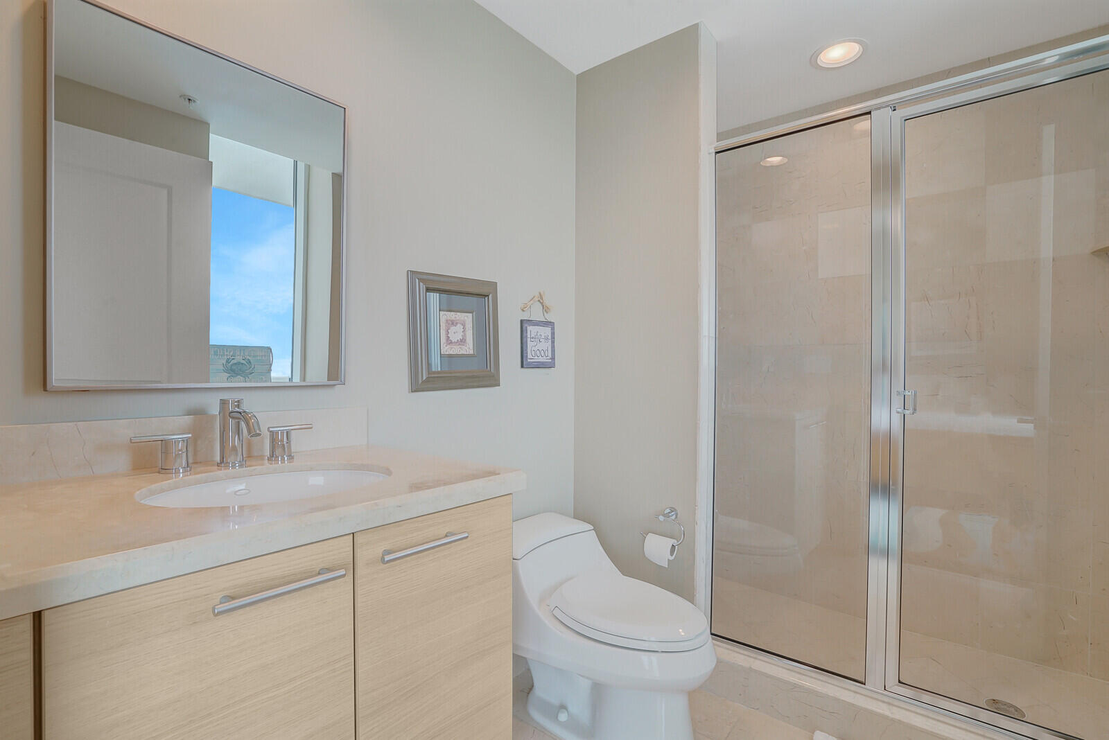 1 North Ocean Boulevard, Unit 1707 Pompano Beach, FL 33062 - Photo 37 of 41 21_Image_21_mls