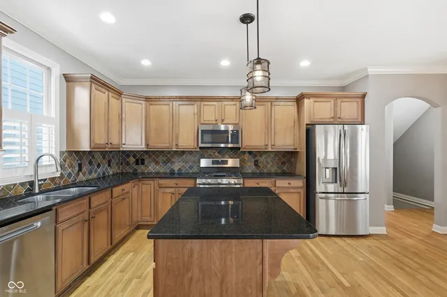 $4,650 | 12652 Apsley Lane, Carmel, IN 46032