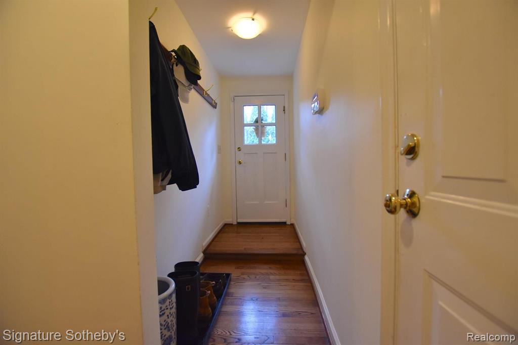 275 Hamilton Road Bloomfield Hills, MI 48301 - Photo 21 of 47