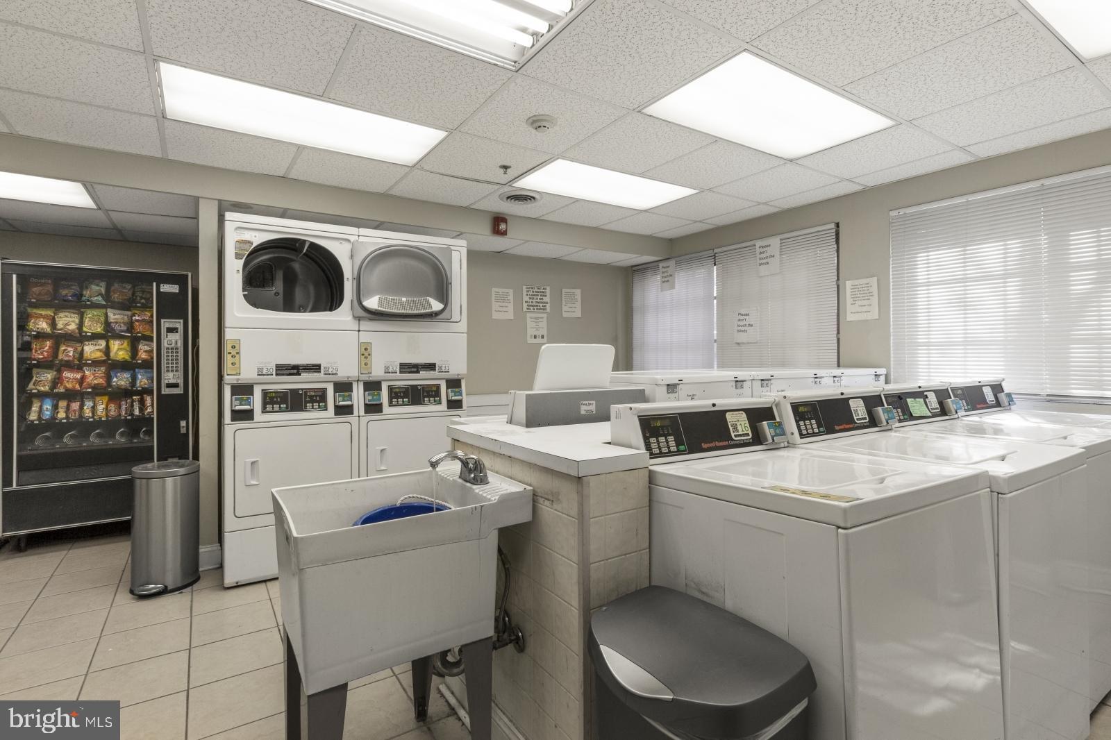 2101 Chestnut Street, Unit 923 Philadelphia, PA 19103 - Photo 12 of 26