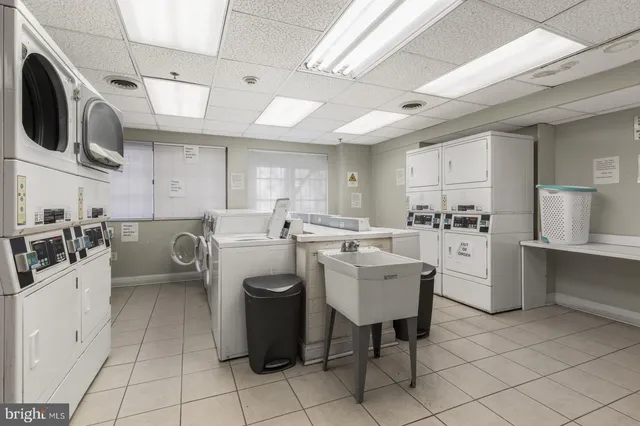 $1,450 | 2101 Chestnut Street, Unit 923, Philadelphia, PA 19103