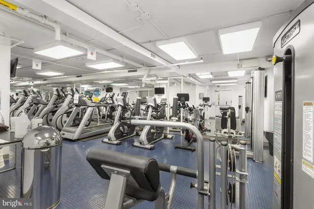 $1,450 | 2101 Chestnut Street, Unit 923, Philadelphia, PA 19103