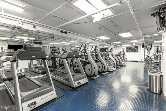 $1,450 | 2101 Chestnut Street, Unit 923, Philadelphia, PA 19103