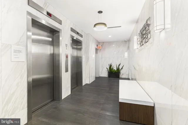 $1,450 | 2101 Chestnut Street, Unit 923, Philadelphia, PA 19103