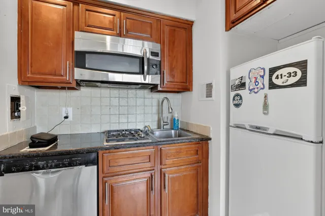 $1,450 | 2101 Chestnut Street, Unit 923, Philadelphia, PA 19103