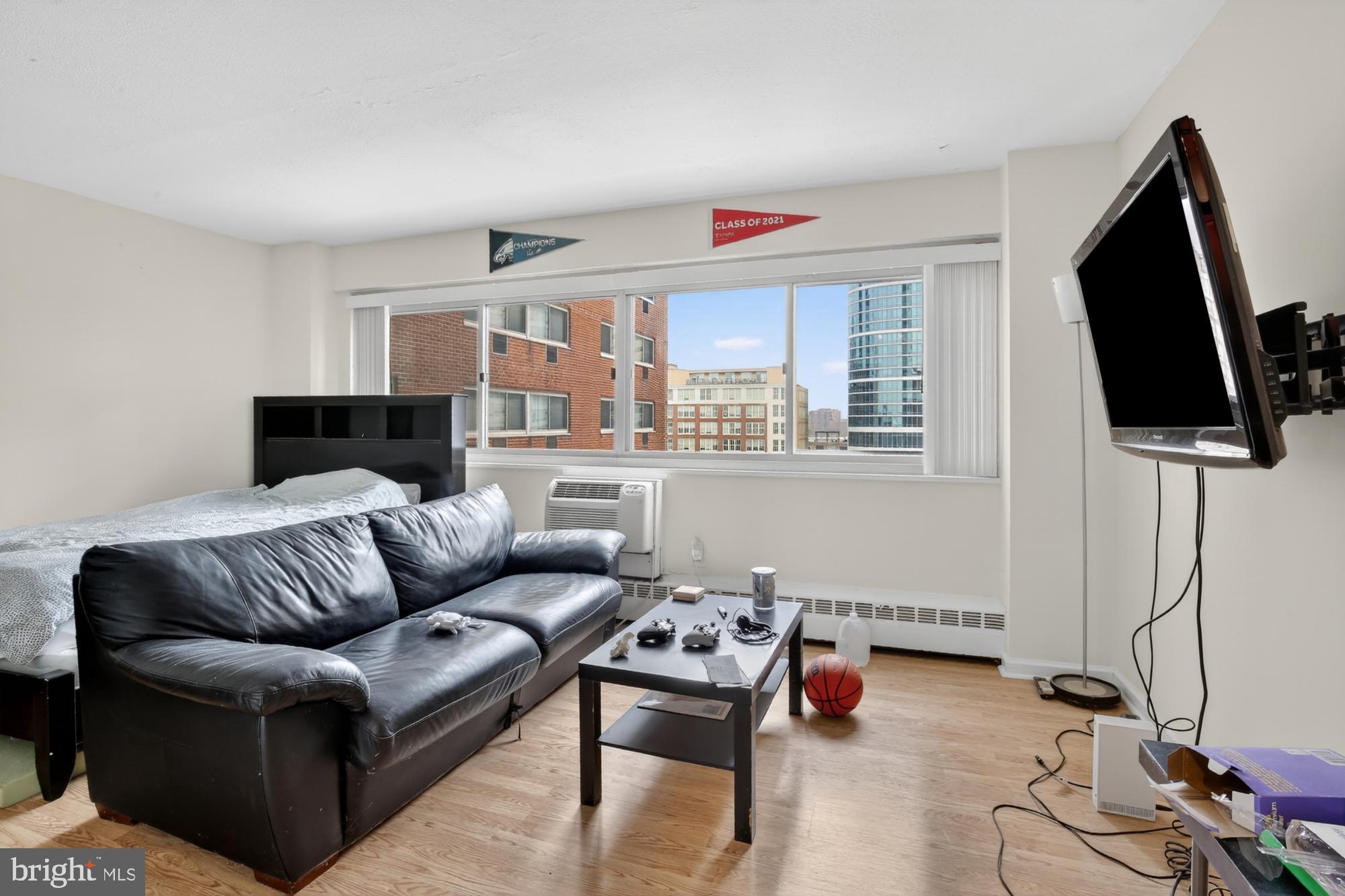 2101 Chestnut Street, Unit 923 Philadelphia, PA 19103 - Photo 8 of 26