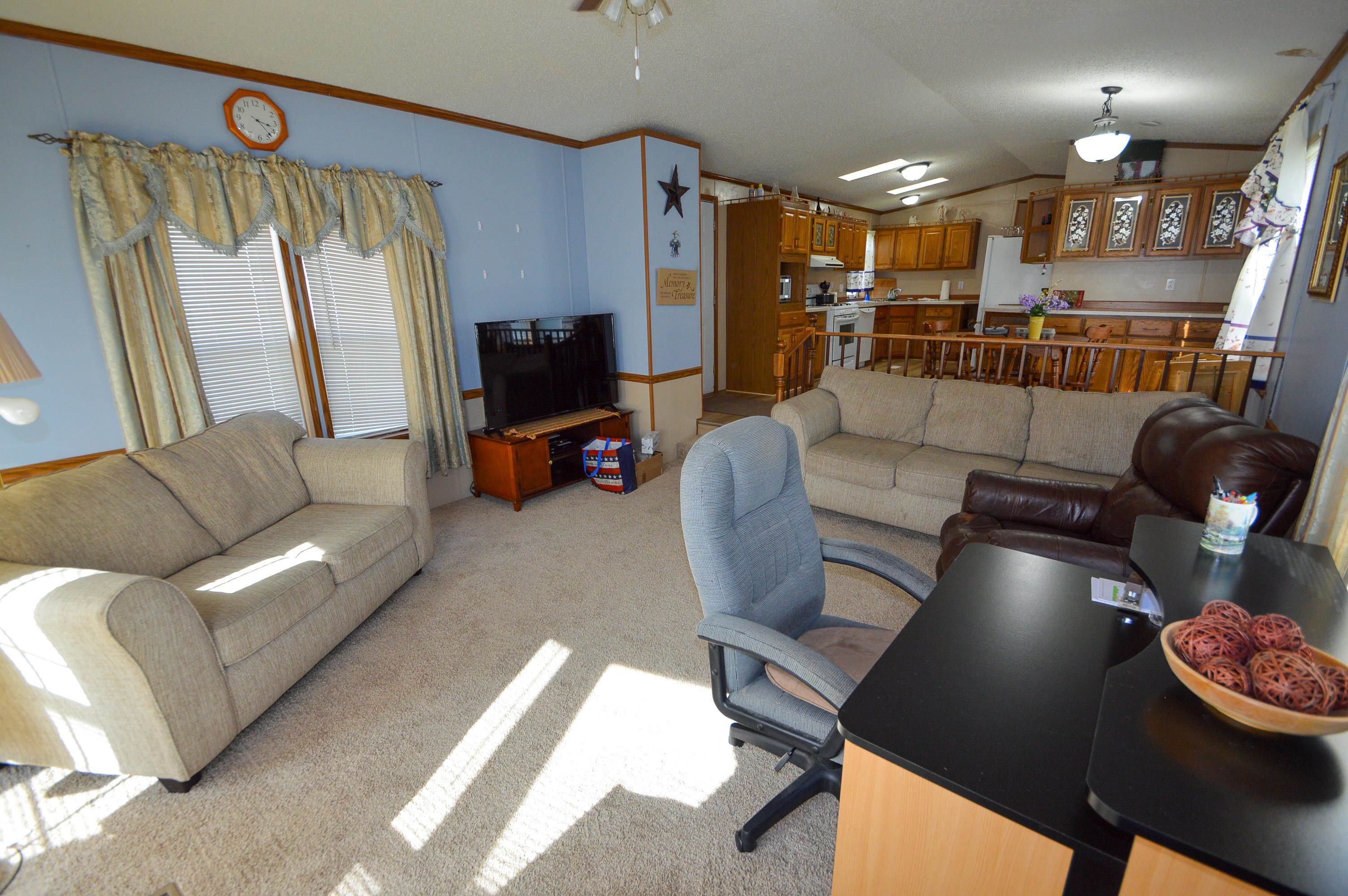 107 Park Boscobel, WI 53805 - Photo 5 of 31