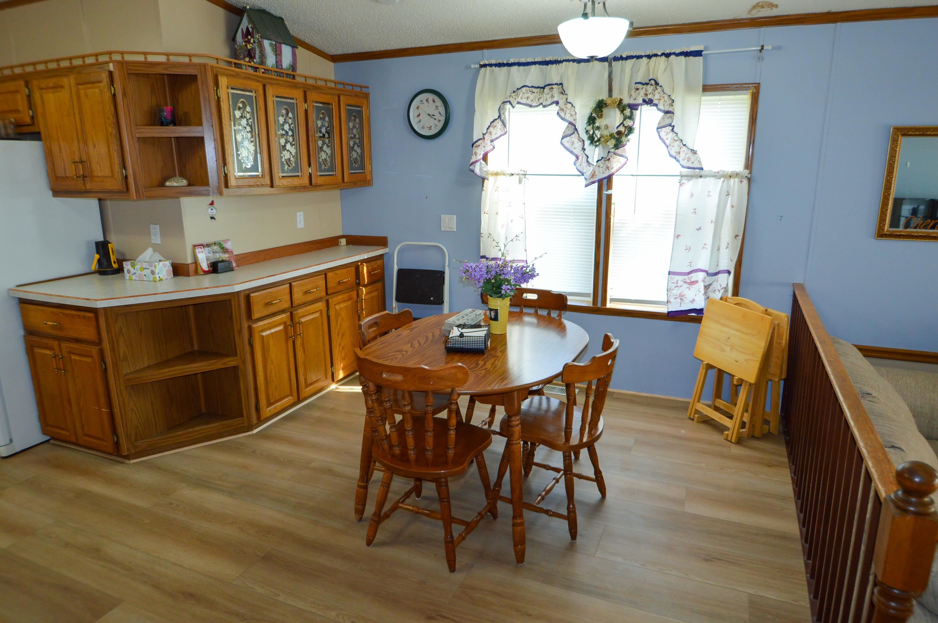 107 Park Boscobel, WI 53805 - Photo 6 of 31