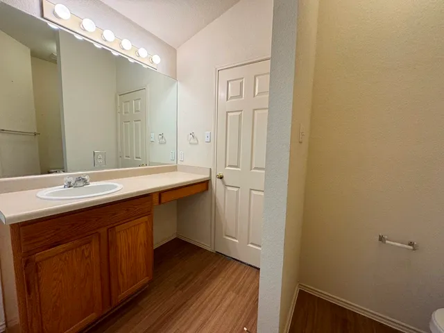 $1,650 | 486 Sampson, Kyle, TX 78640