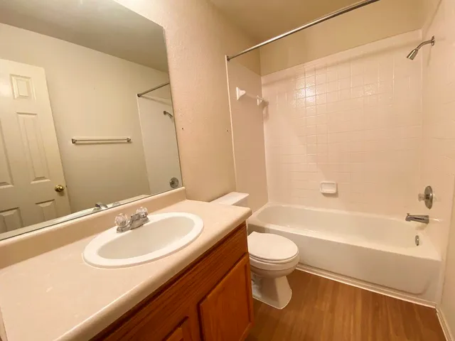 $1,650 | 486 Sampson, Kyle, TX 78640