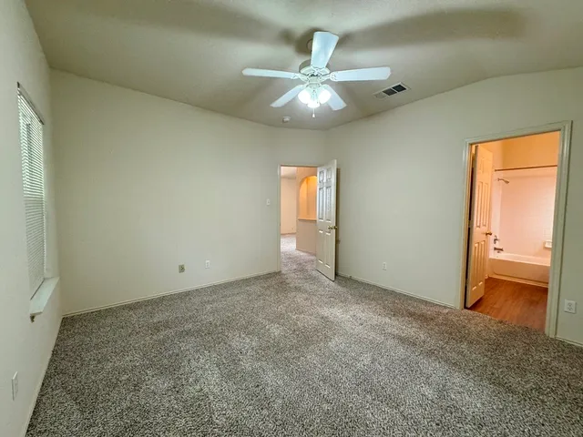 $1,650 | 486 Sampson, Kyle, TX 78640