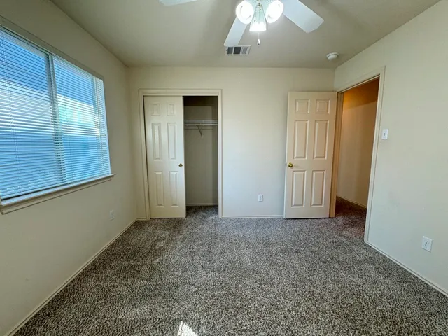 $1,650 | 486 Sampson, Kyle, TX 78640