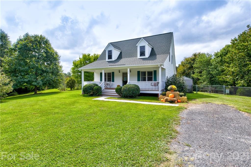 1900 Daisy Couch Road Heath Springs, SC 29058 - Photo 2 of 34