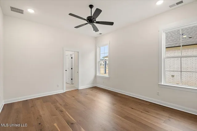 $346,900 | 738 Coahoma Court, Nesbit, MS 38651