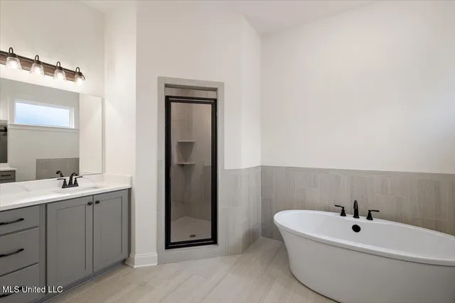 $346,900 | 738 Coahoma Court, Nesbit, MS 38651