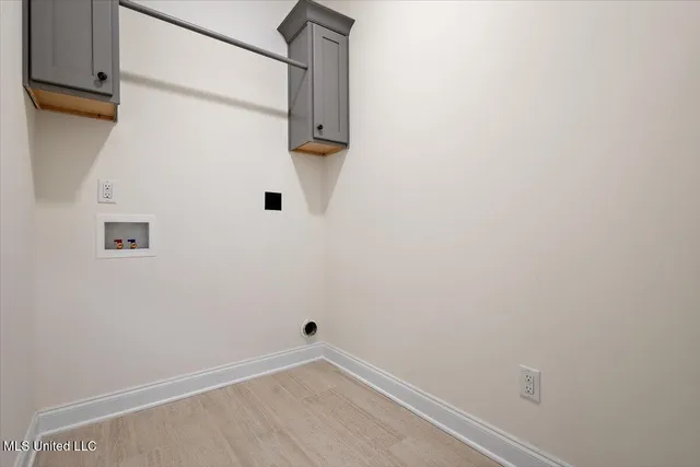 $346,900 | 738 Coahoma Court, Nesbit, MS 38651