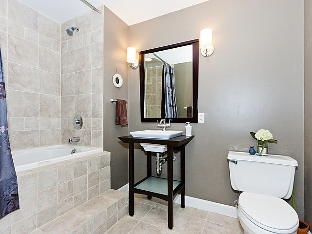 1327 West Washington Boulevard, Unit 4D Chicago, IL 60607 - Photo 16 of 20