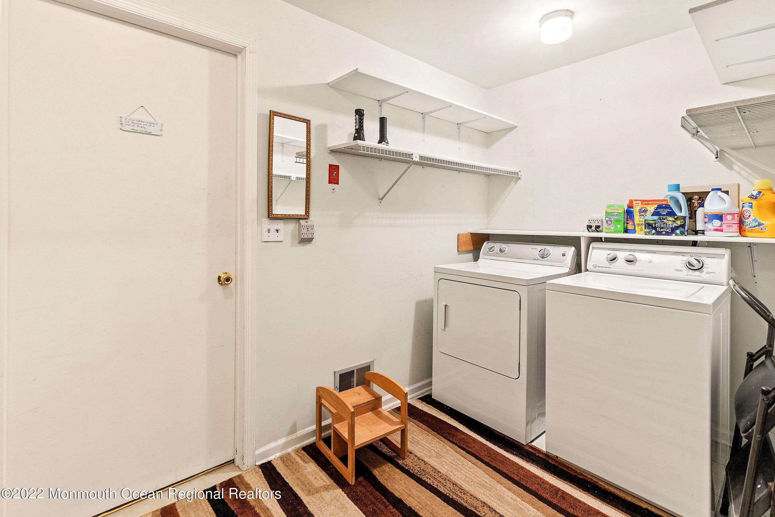 85 Pape Drive Atlantic Highlands, NJ 07716 - Photo 16 of 22 20-Int8 Laundry.