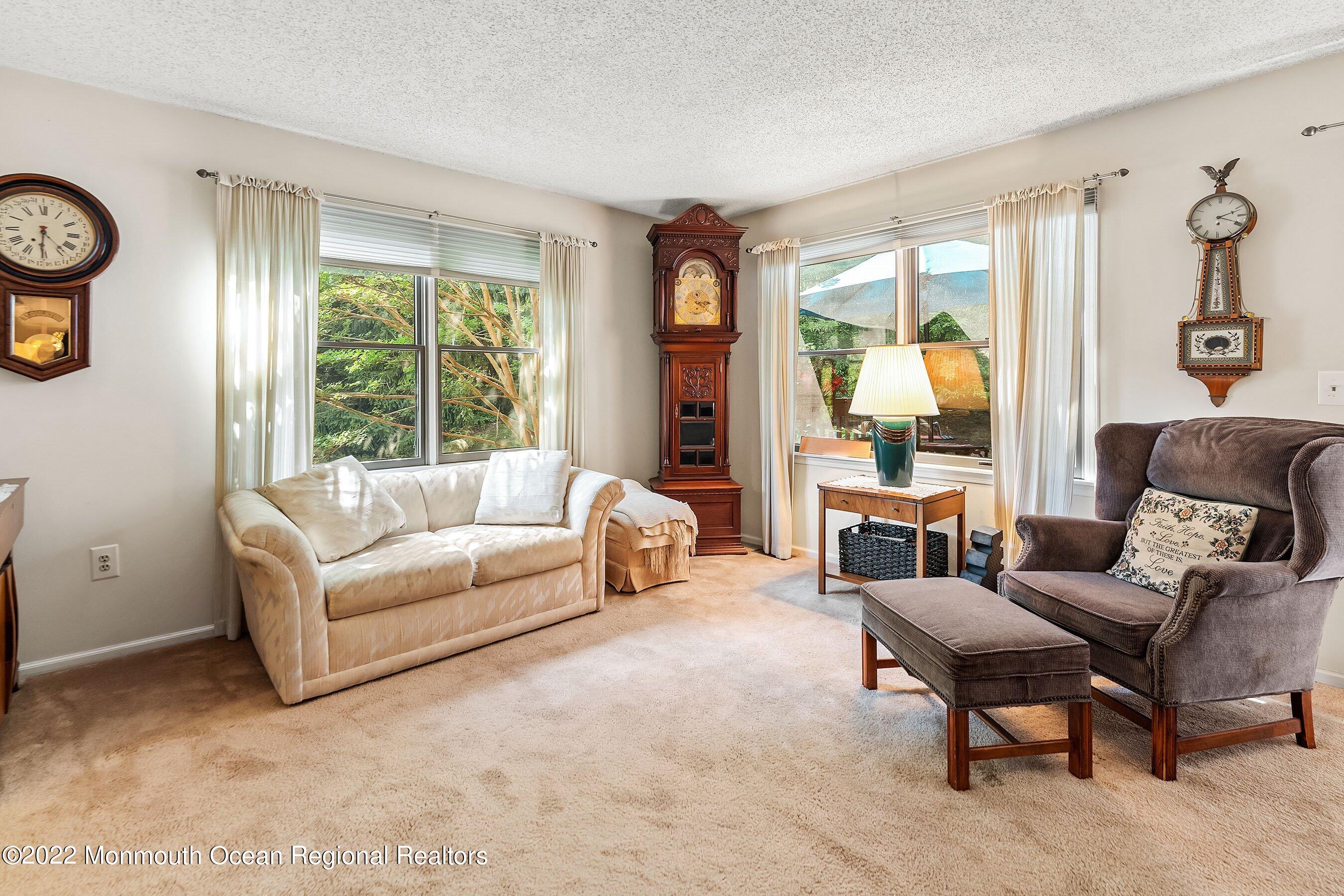 85 Pape Drive Atlantic Highlands, NJ 07716 - Photo 5 of 22 05-Int16 Living1.