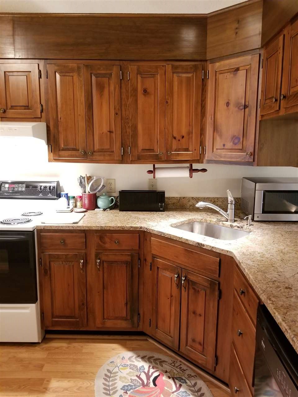 355 Lyman Batcheller Road, Unit A Hartford, VT 05059 - Photo 12 of 22 Gallery Image 12