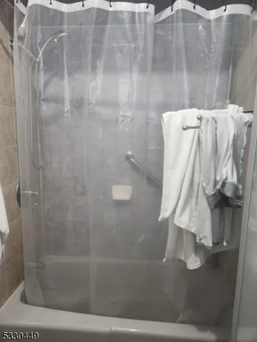 $1,800 | 1048 North Avenue, Elizabeth, NJ 07201