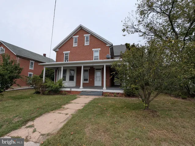 $179,900 | 102 East York Street, Biglerville, PA 17307