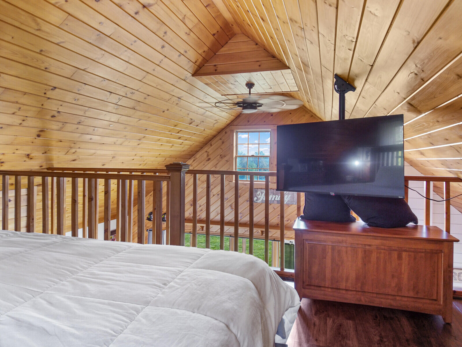135 North Pond Road Rome, ME 04963 - Photo 33 of 46 BEDROOM
