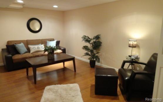 16195 Pine Ridge Drive North, Unit 41 Fraser, MI 48026 - Photo 10 of 13