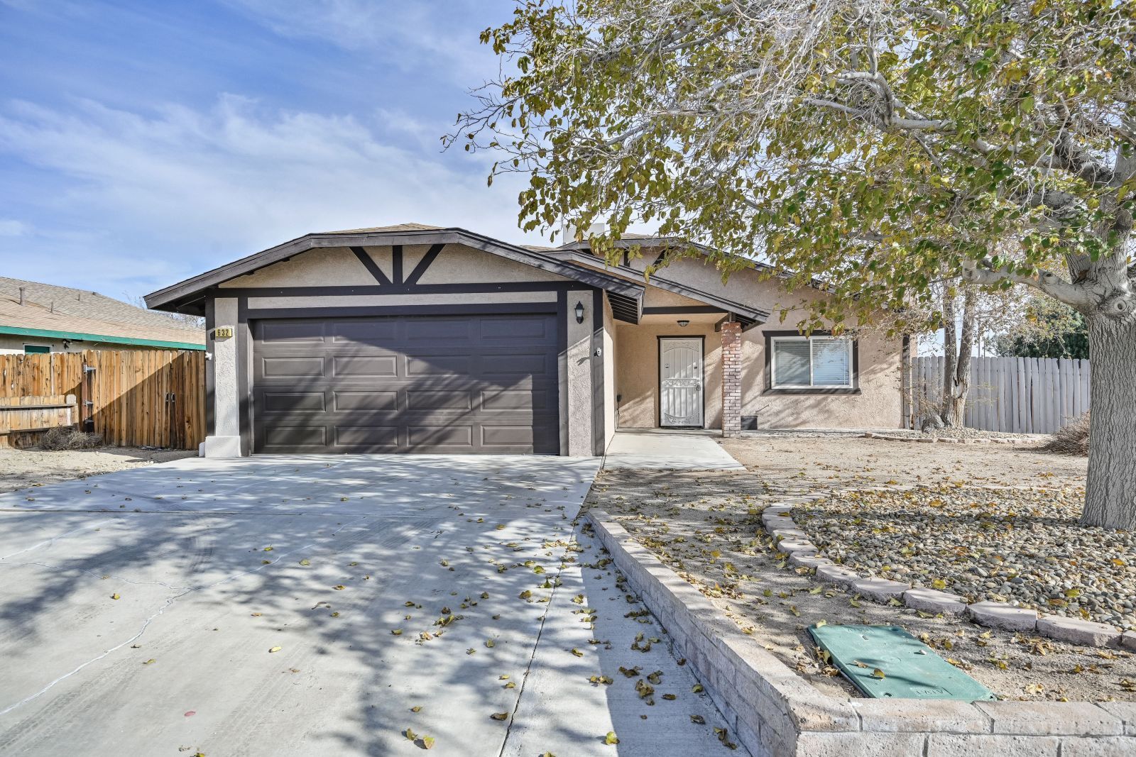 632 South Lakeview Court Ridgecrest, CA 93555 - Photo 1 of 34 Gallery Image 1