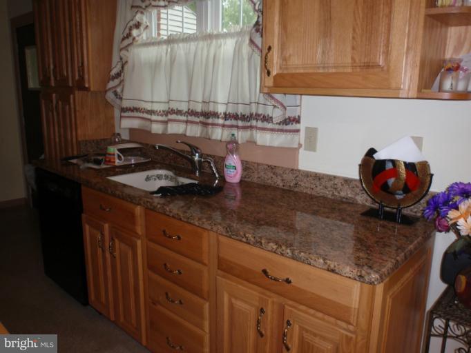 10411 Scaggsville Road Laurel, MD 20723 - Photo 9 of 11 Kitchen