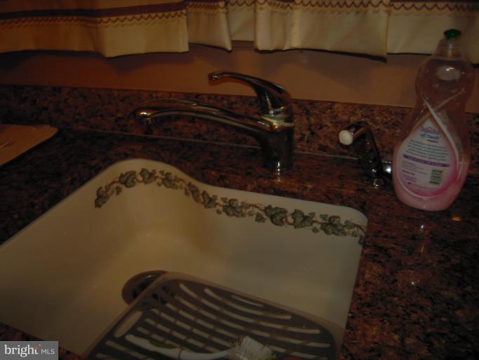 10411 Scaggsville Road Laurel, MD 20723 - Photo 10 of 11 Kitchen