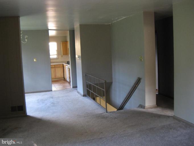 9416 Curran Road Silver Spring, MD 20901 - Photo 25 of 30 Living Room #2