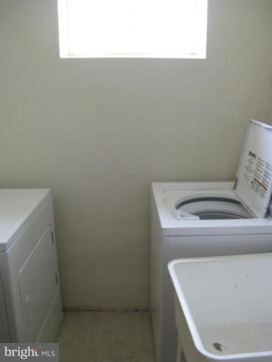 9416 Curran Road Silver Spring, MD 20901 - Photo 27 of 30 Laundry Area 1