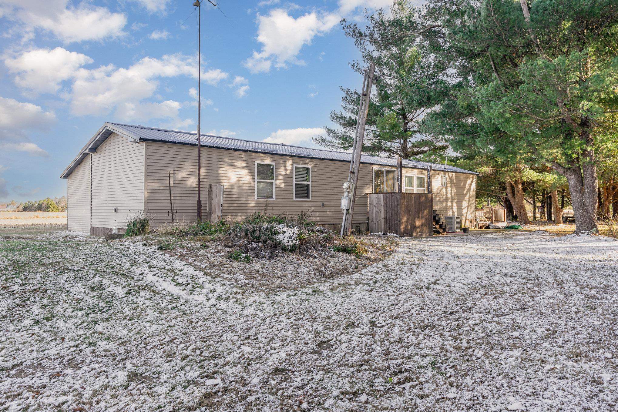 5689 East Baseline Road Mount Pleasant, MI 48858 - Photo 17 of 22