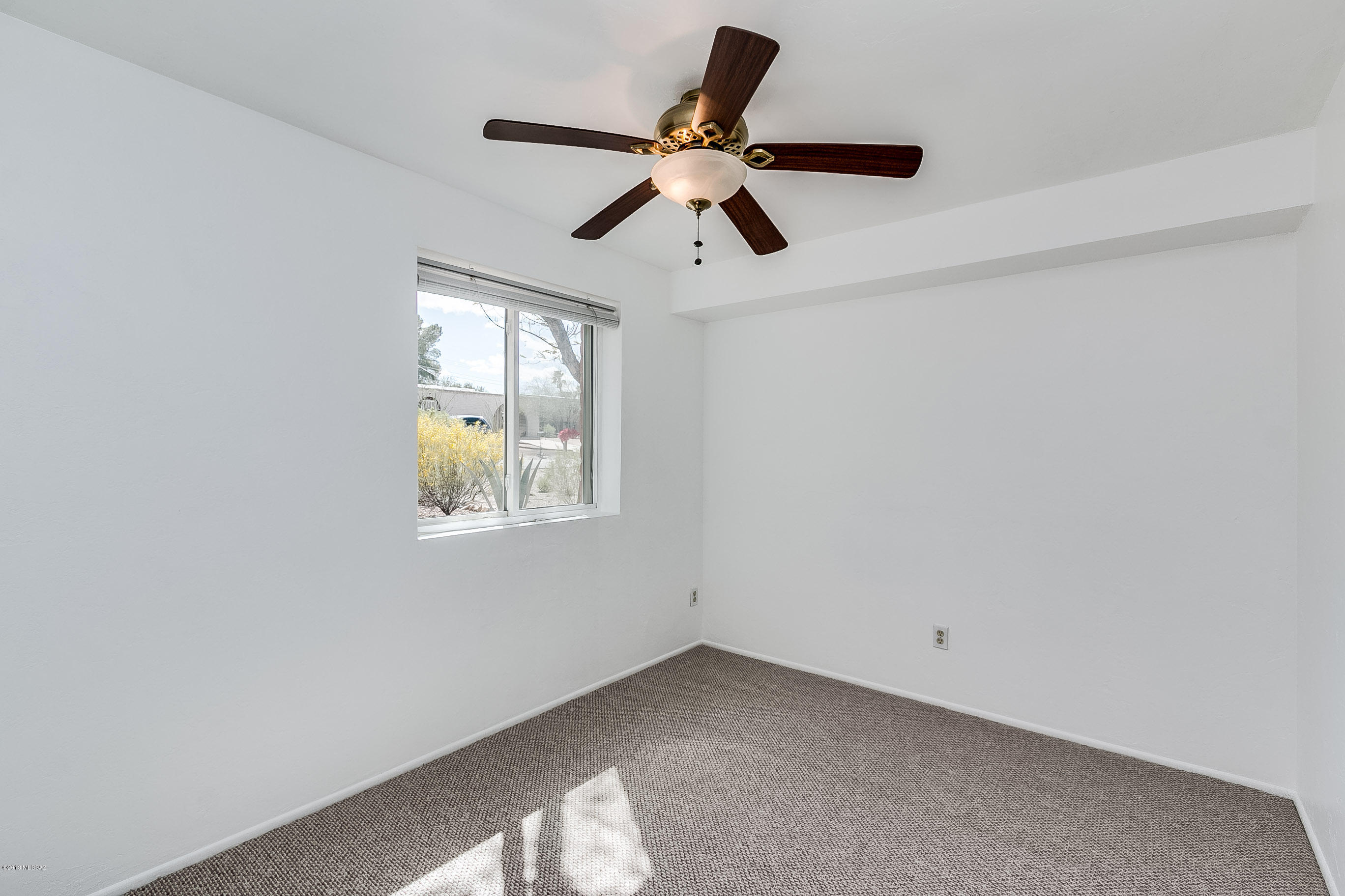 2150 West Rainbow Ridge Road Tucson, AZ 85745 - Photo 12 of 48