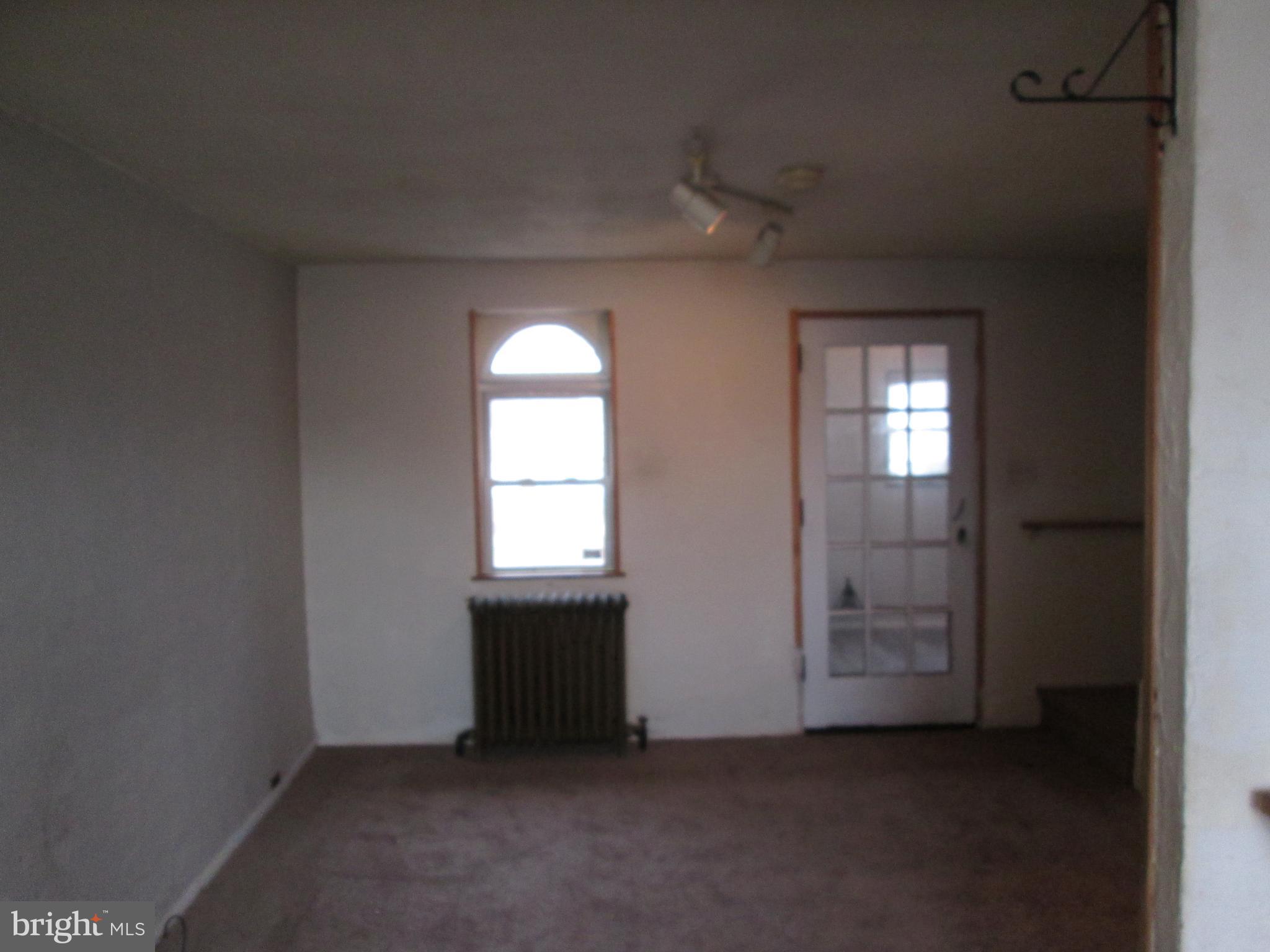 644 Copley Road Upper Darby, PA 19082 - Photo 11 of 47
