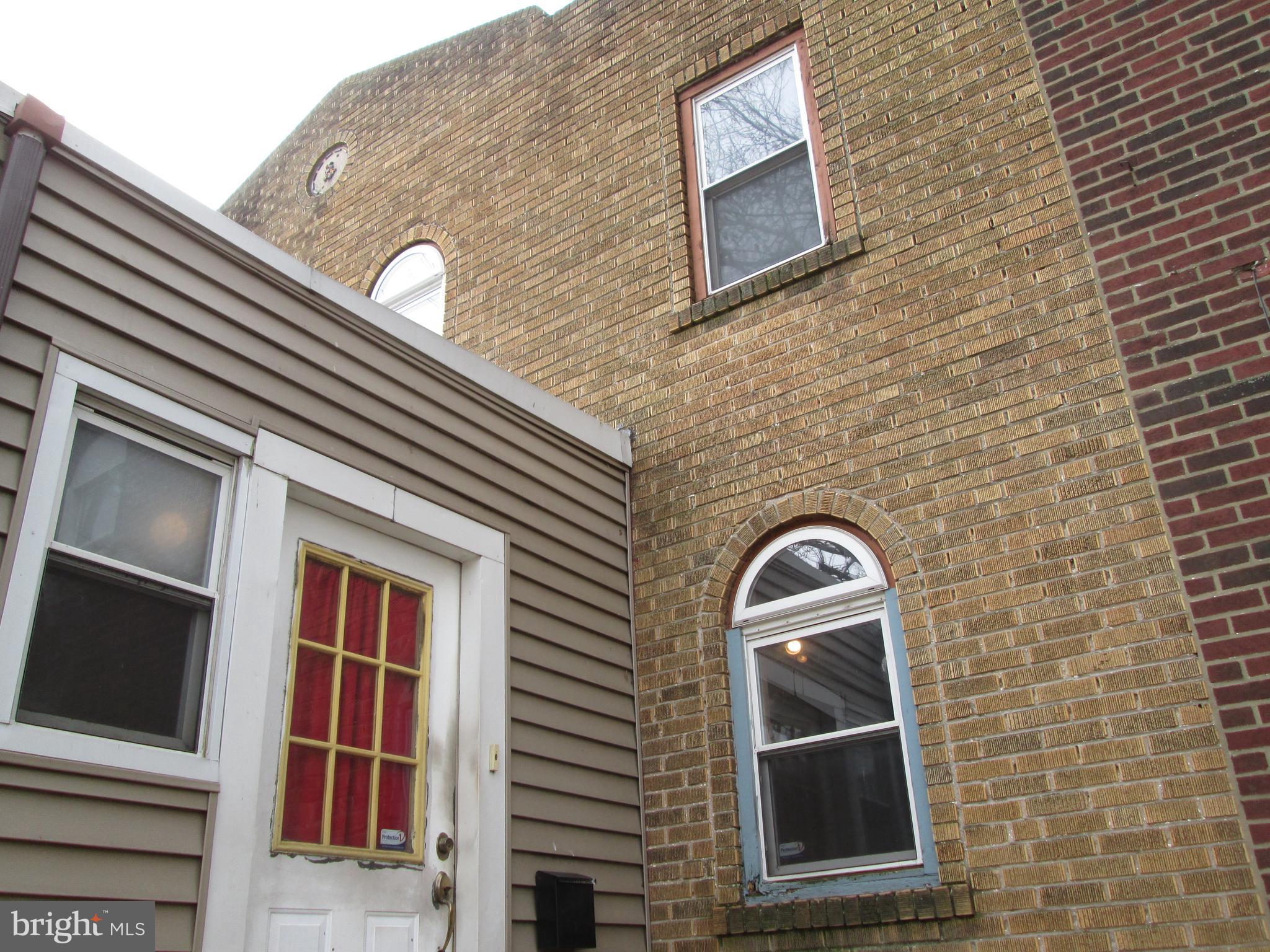 644 Copley Road Upper Darby, PA 19082 - Photo 3 of 47 a view of a door of the house