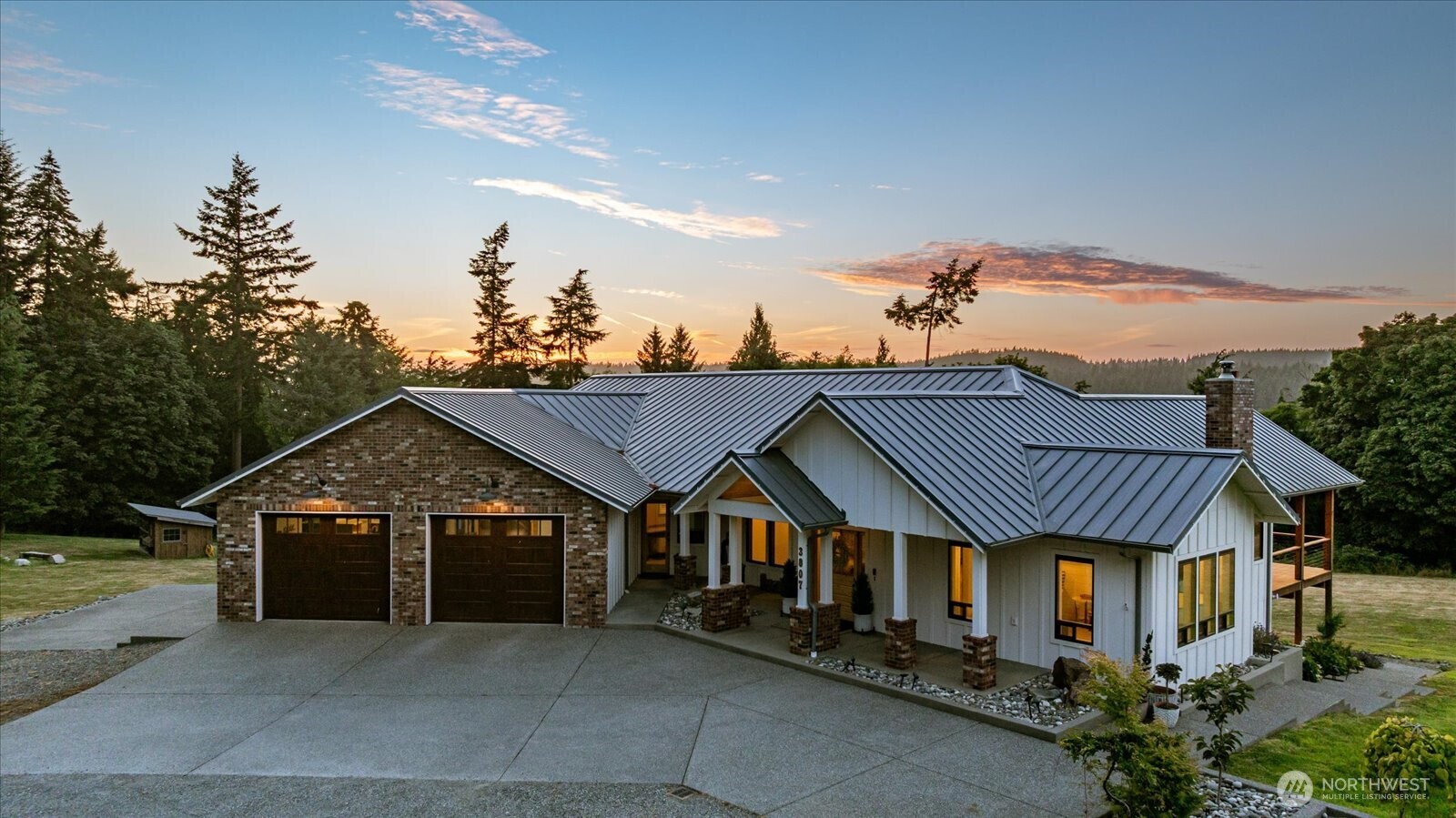 3807 Taylor Road Oak Harbor, WA 98277 - Photo 1 of 40 Gallery Image 1