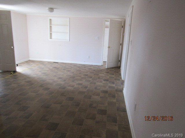 3292 Jamestown Road Morganton, NC 28655 - Photo 2 of 9 Gallery Image 2