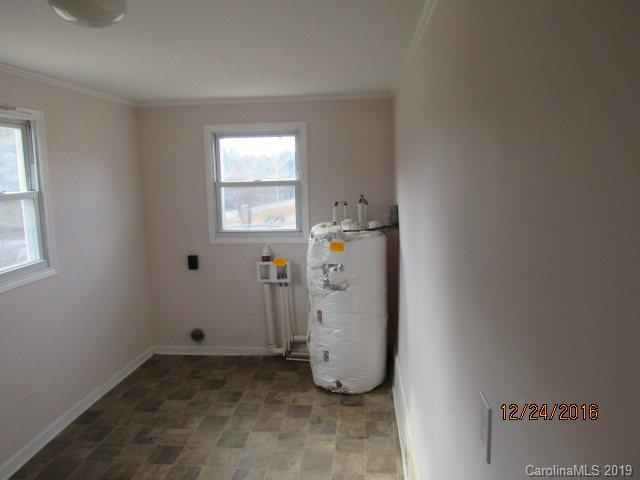 3292 Jamestown Road Morganton, NC 28655 - Photo 6 of 9 Gallery Image 6