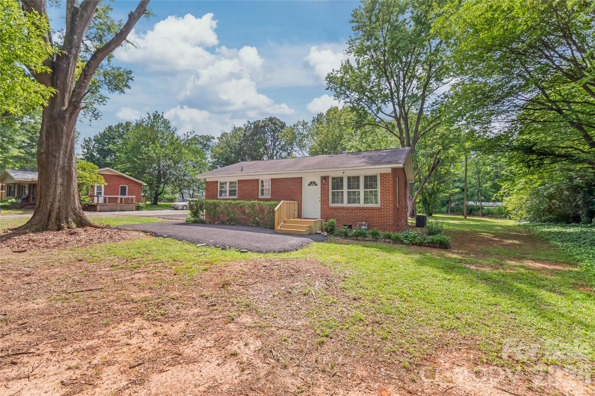 607 North Rocky River Road Monroe, NC 28110 - Photo 2 of 25