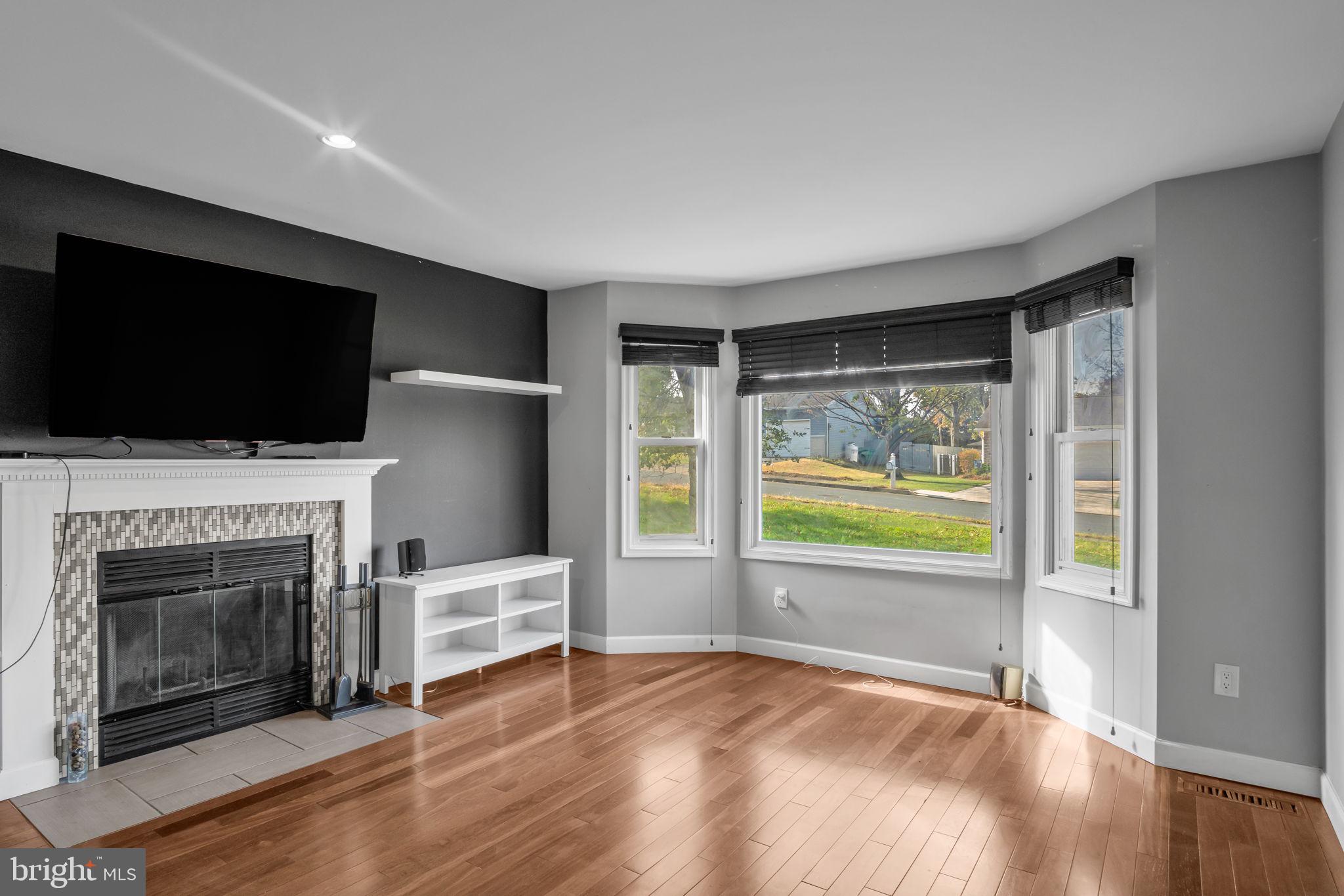 115 Suffolk Road Harrisburg, PA 17112 - Photo 4 of 37