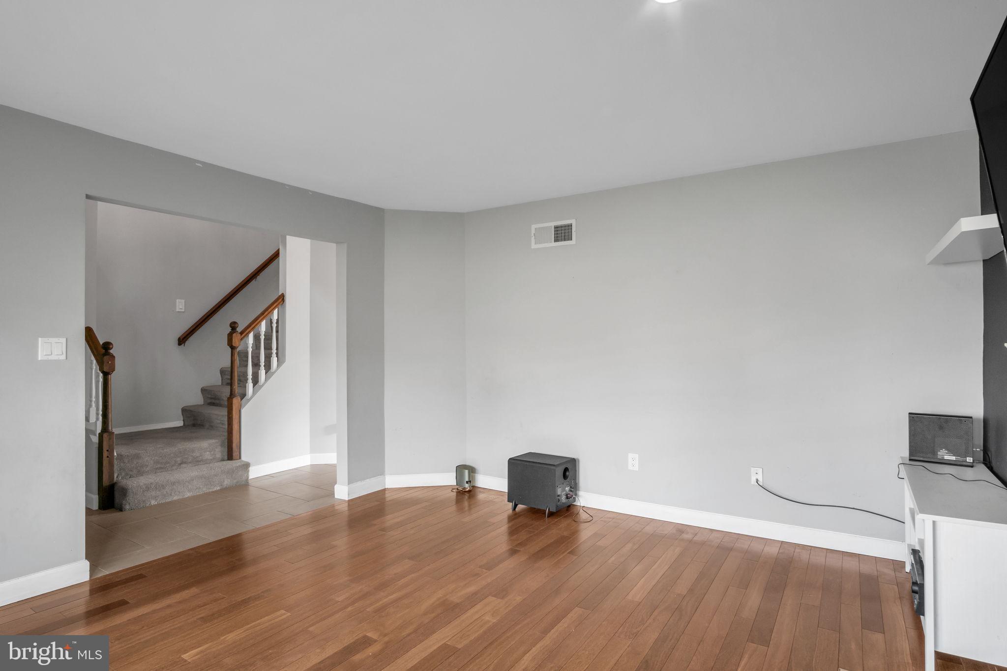 115 Suffolk Road Harrisburg, PA 17112 - Photo 5 of 37